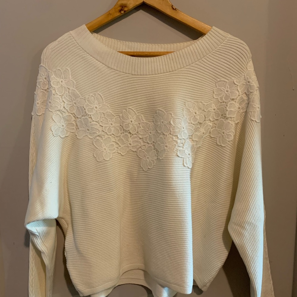 White ribbed Ann Taylor sweater